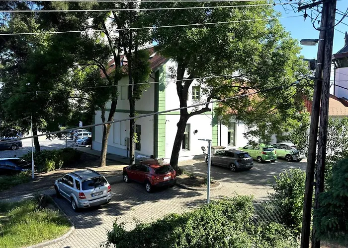 Apartment By The Center Balatonalmádi